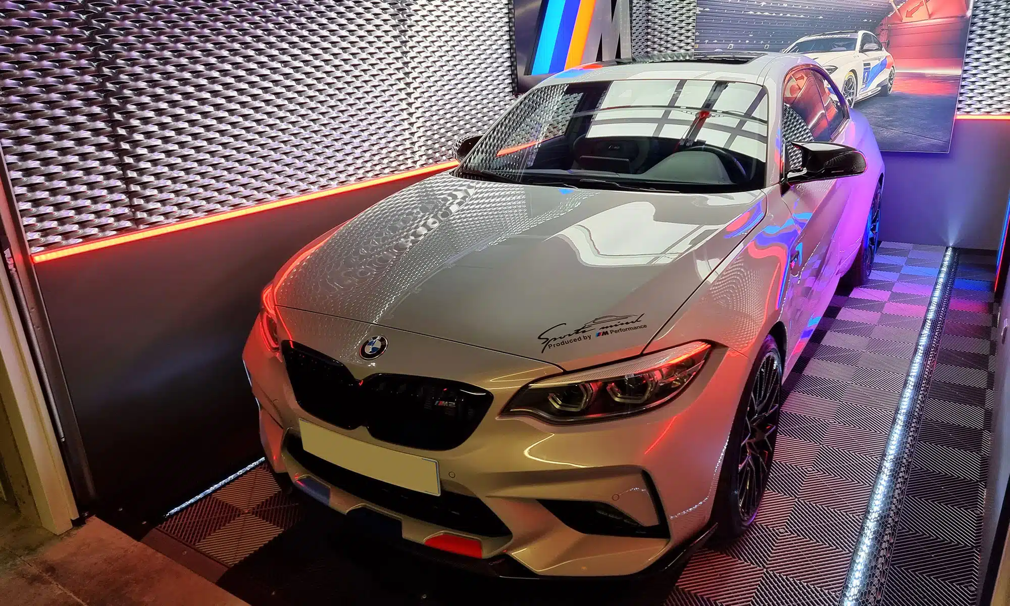 garage sur-mesure pour BMW M2